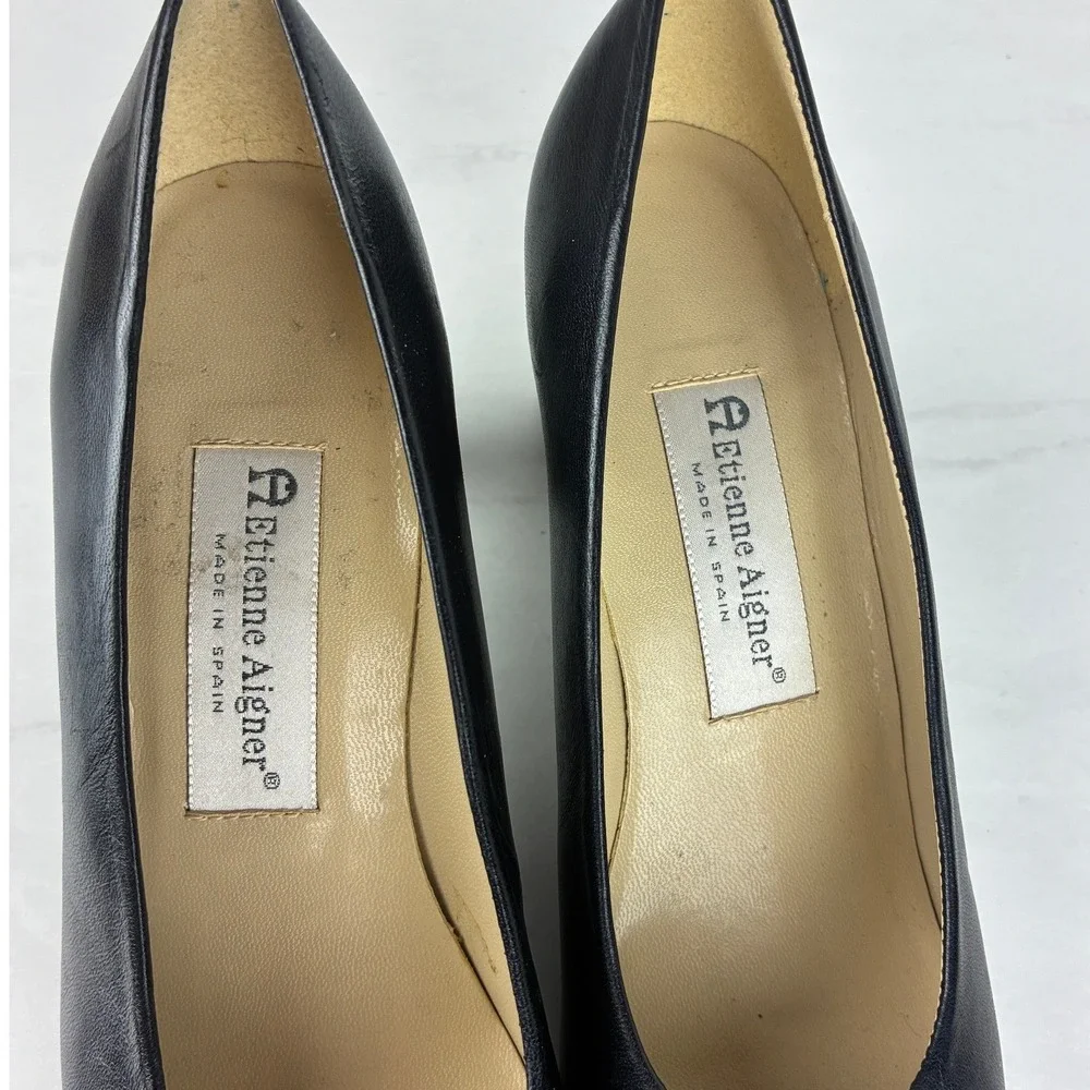 Etienne Aigner Navy Pumps - 8N- Leather Cap Toe Block Heel Strada Classic Office